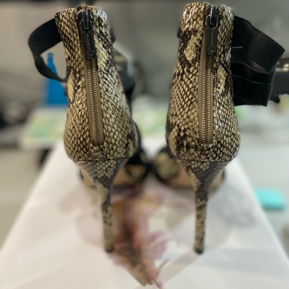 Jessica Simpson Jayra High Heels - Picture 3 of 5